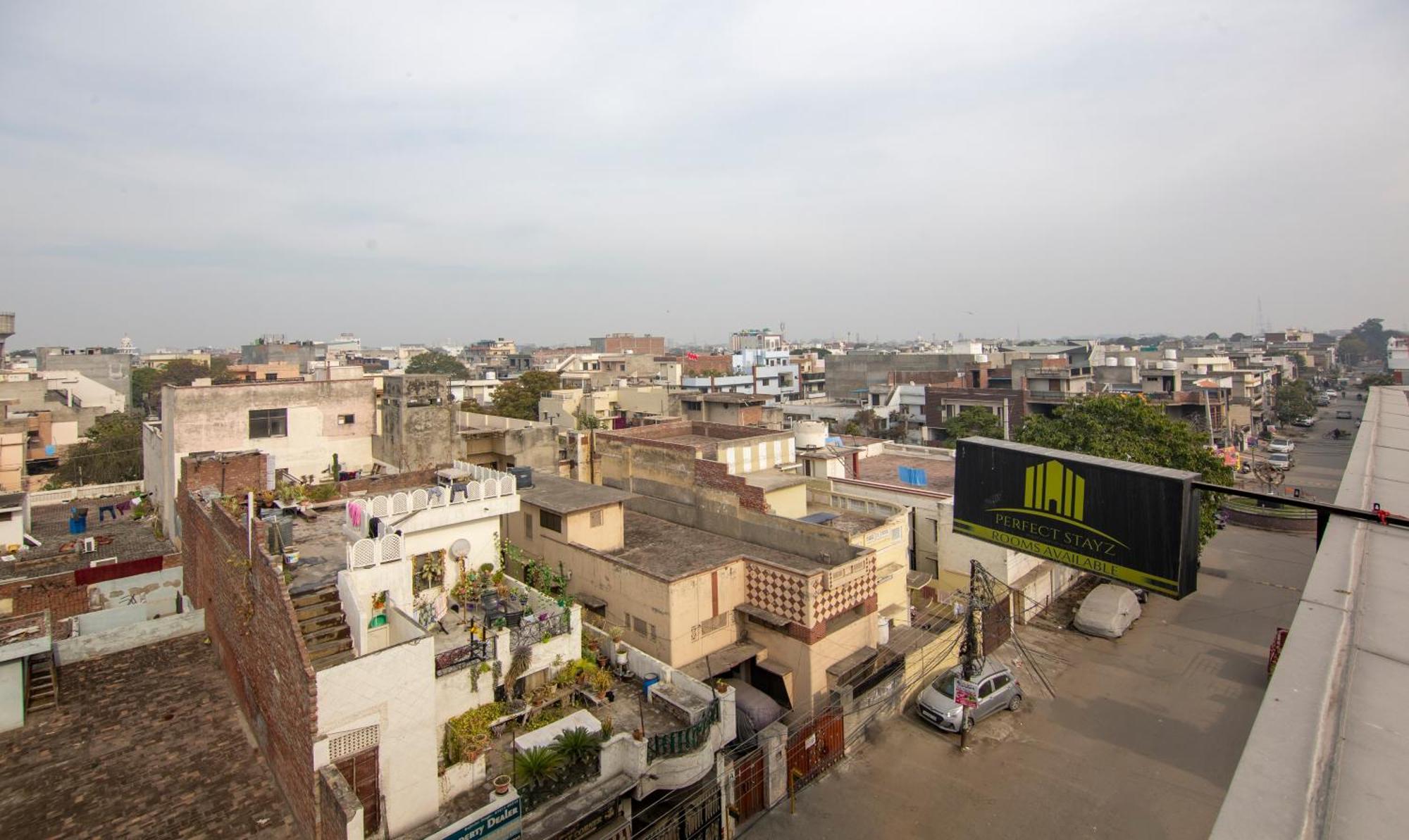 Itsy Hotels Sehdev Residency, Near Golden Temple Amritsar Esterno foto